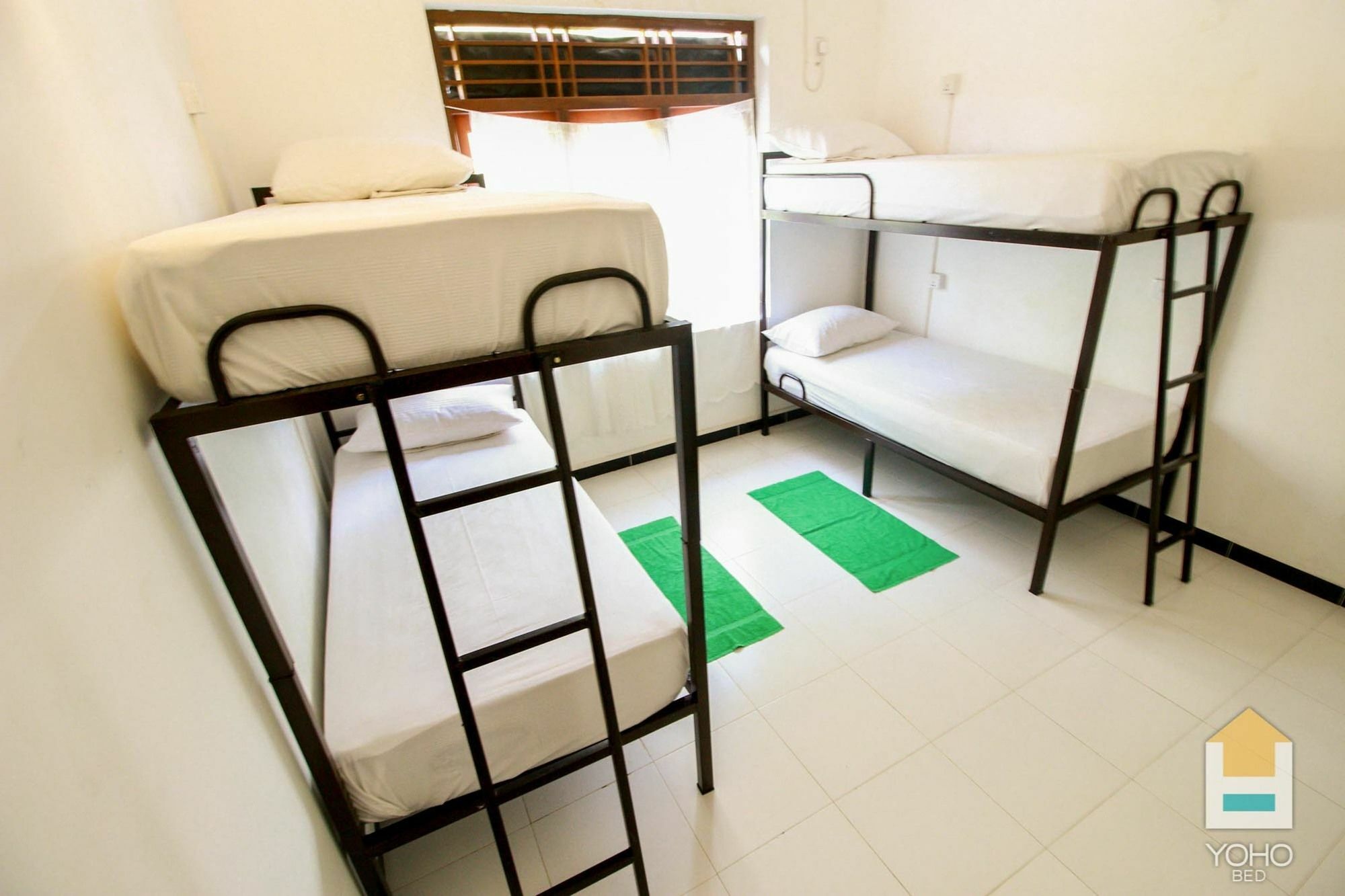 Bed & Bicycle Hostel マウントラビニア エクステリア 写真